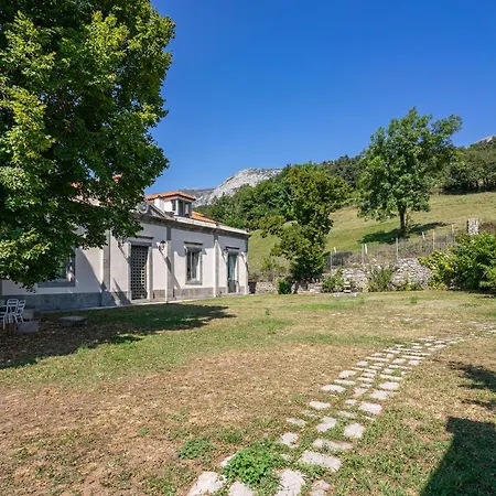 La Casona De Alesga, Asturias-fresnedo * Fresnedo (Asturias)